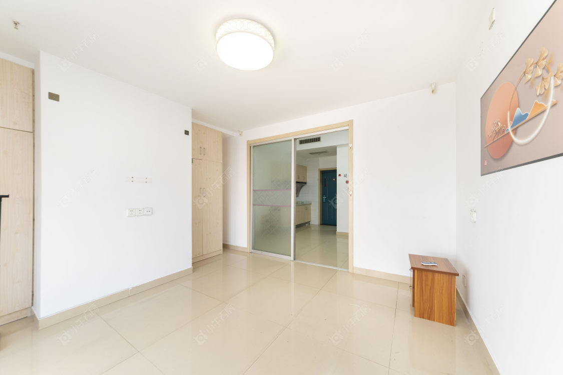 常州亚泰财富中心在售二手房源室内图_小牛看房