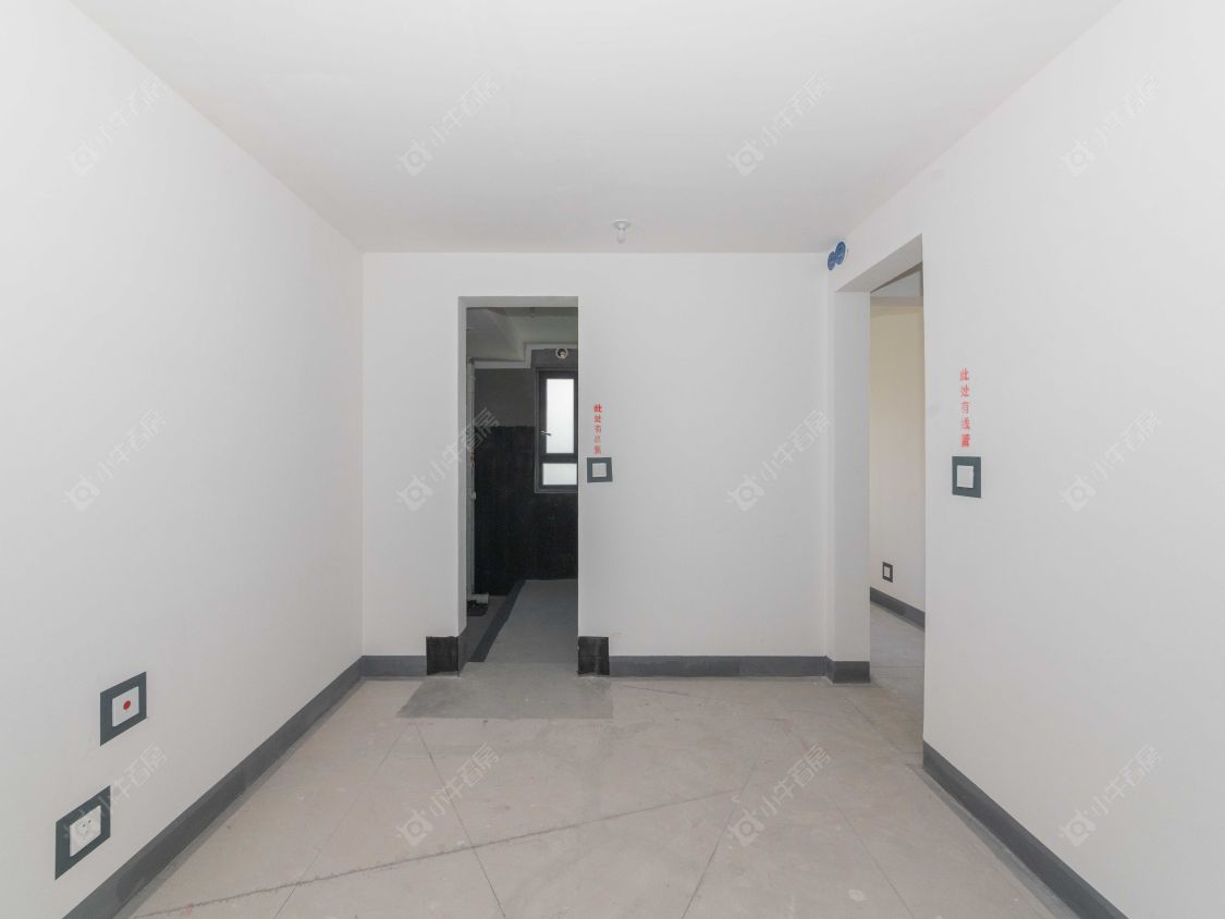 常州保利和光晨樾在售二手房源室内图_小牛看房