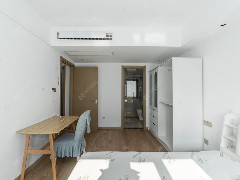 常州绿地香港名墩道在售二手房源室内图_小牛看房