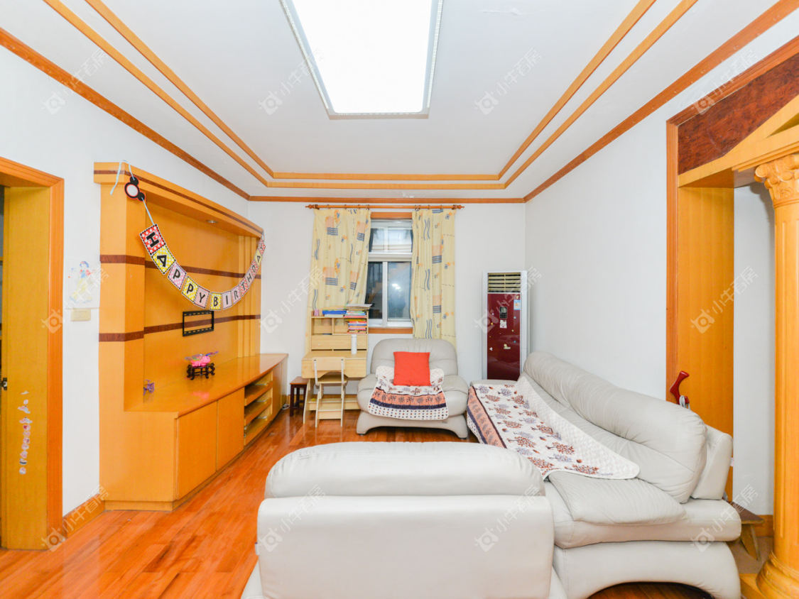 常州仓房小区3室2厅2卫出租_小牛看房