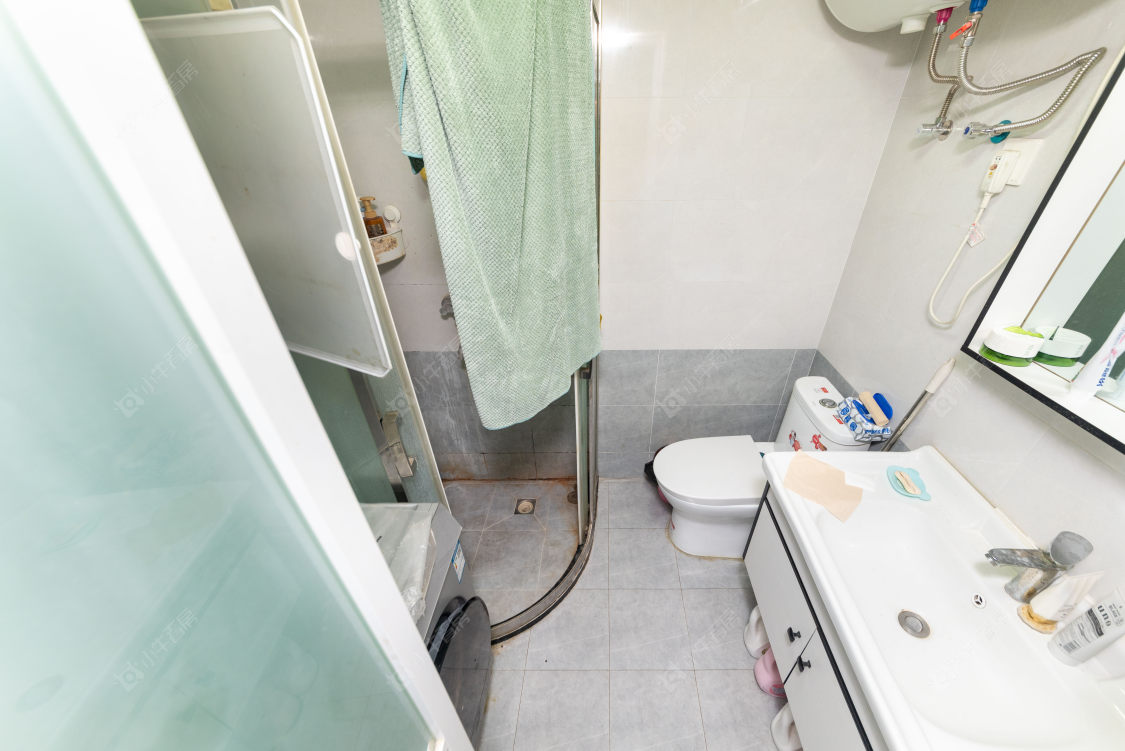 常州亚泰财富中心在售二手房源室内图_小牛看房