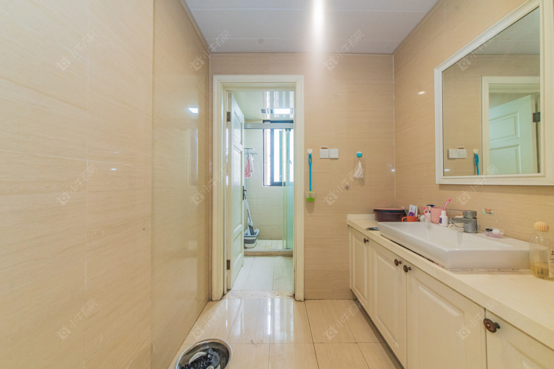 常州绿地峰云汇在售二手房源室内图_小牛看房