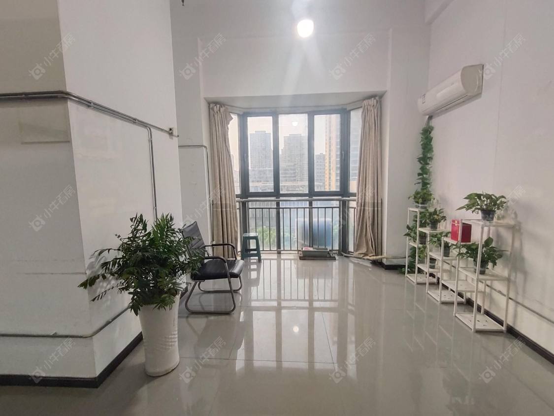 亚泰财富中心房源室内图 常州亚泰财富中心在租房源室内图_小牛看房