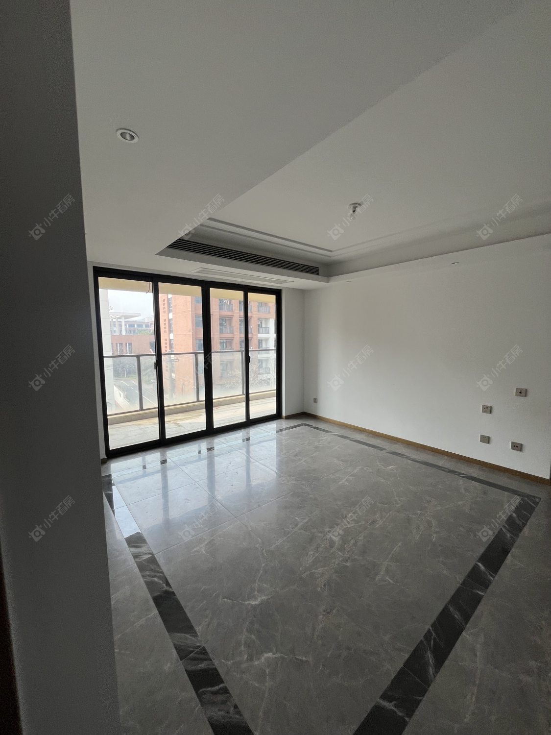 常州华宇常宁府4室2厅2卫出租房源图片