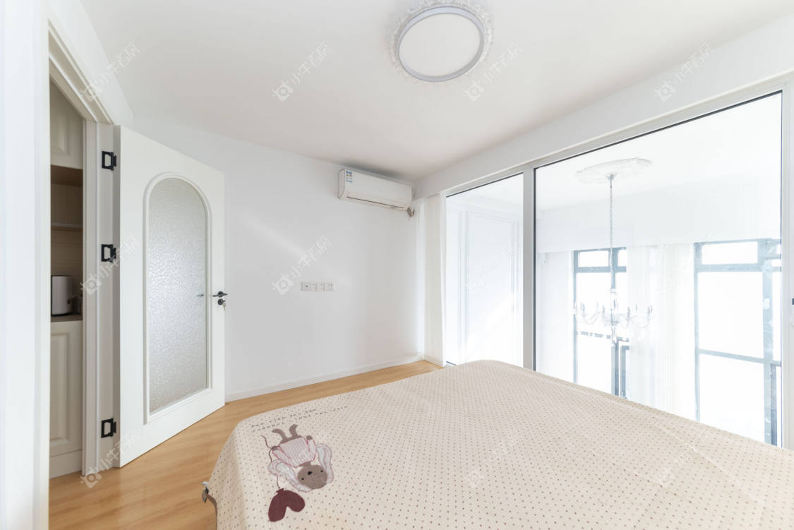 常州亚泰财富中心在租房源室内图_小牛看房