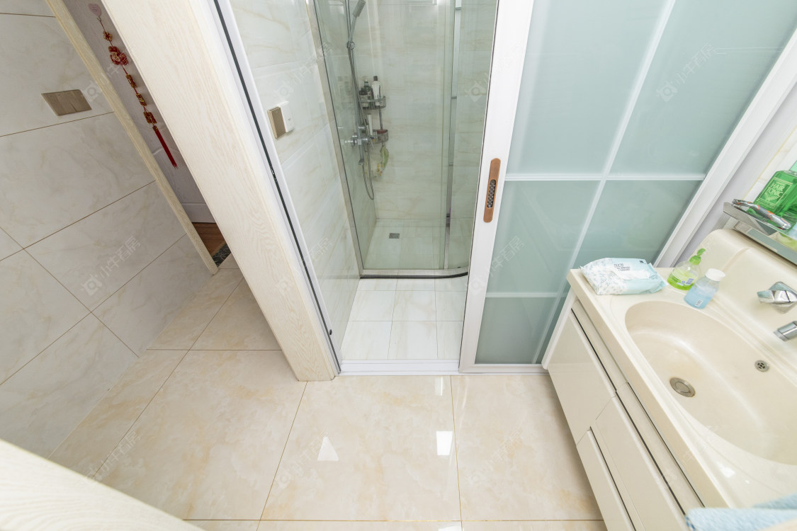 常州绿地香颂花园在售二手房源室内图_小牛看房