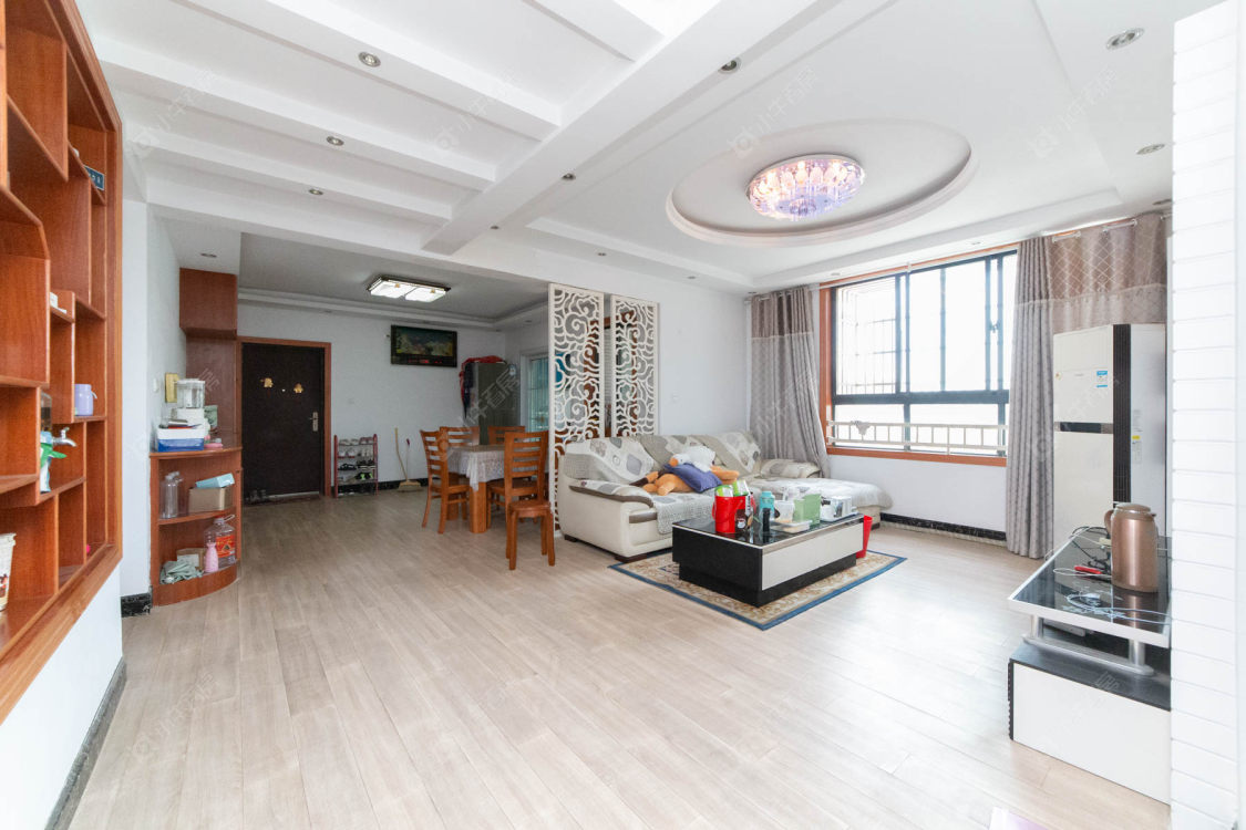 常州香槟广场在售二手房源室内图_小牛看房