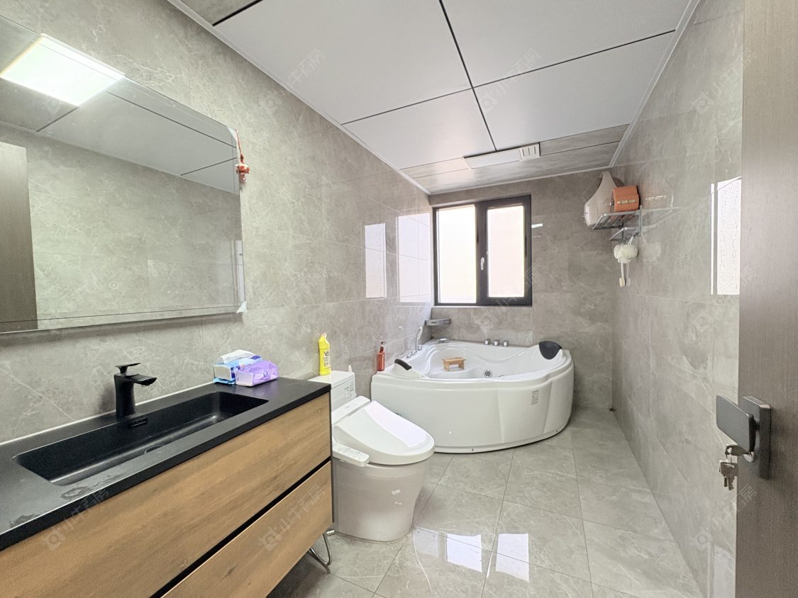 丹阳碧桂园在售二手房源室内图_小牛看房