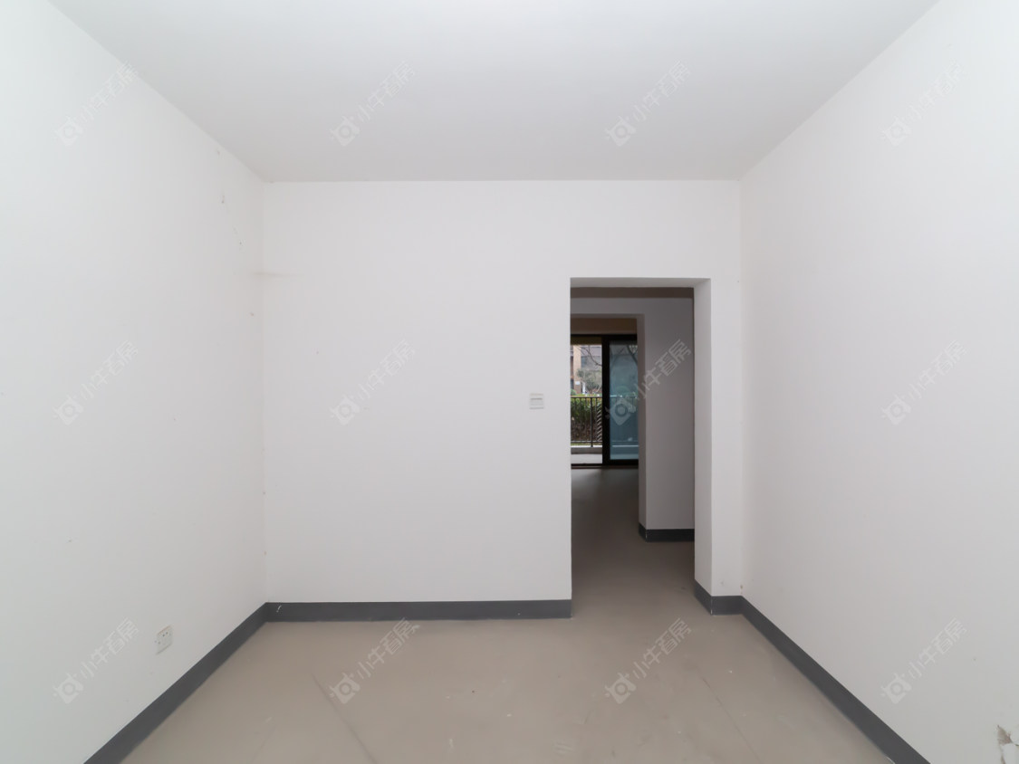 常州世茂香槟湖四期在售二手房源室内图_小牛看房