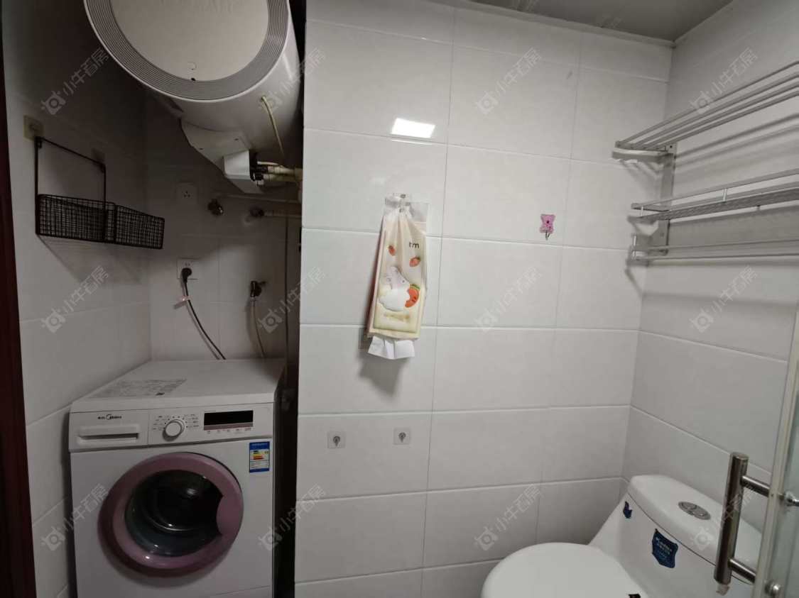 常州亚泰财富中心在租房源室内图_小牛看房