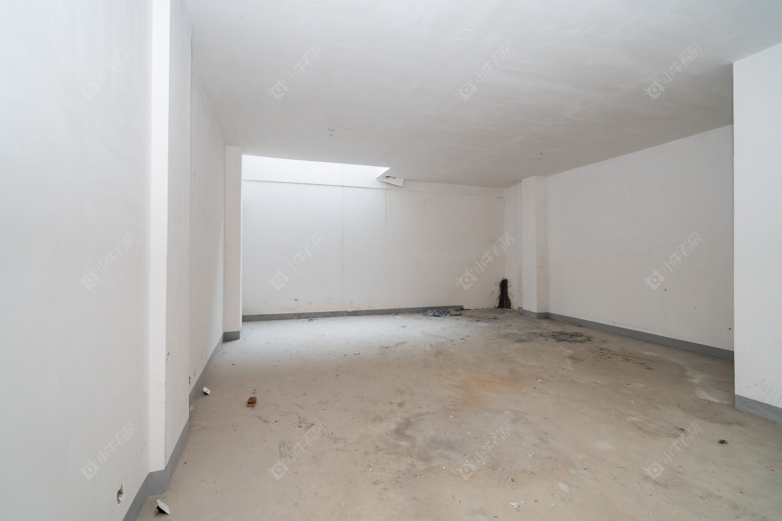 高成天鹅湖别墅区房源室内图 常州高成天鹅湖别墅区在售二手房源室内图_小牛看房