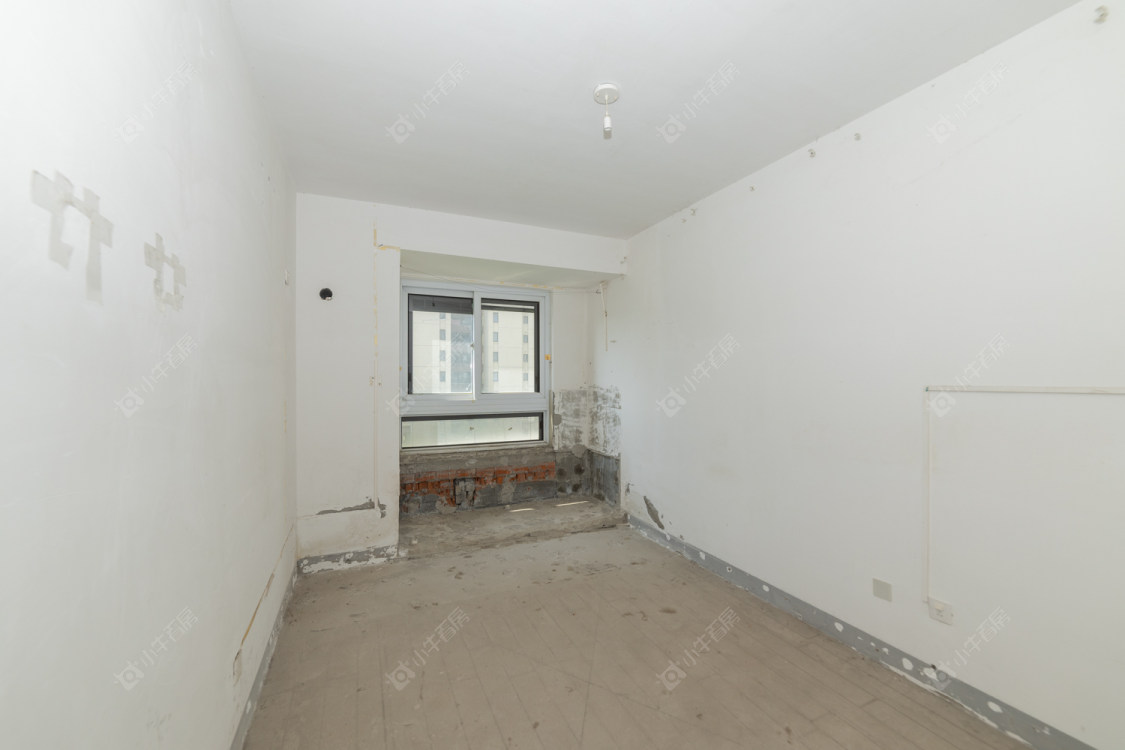 常州凤凰湖西苑在售二手房源室内图_小牛看房