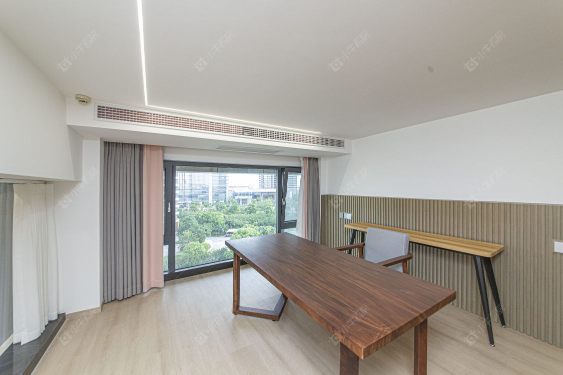 常州揽月湖畔商务广场在售二手房源室内图_小牛看房