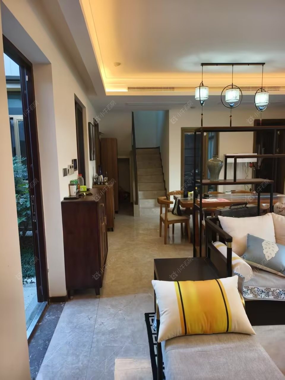 常州雅居乐山湖城湖畔小院在售二手房源室内图_小牛看房