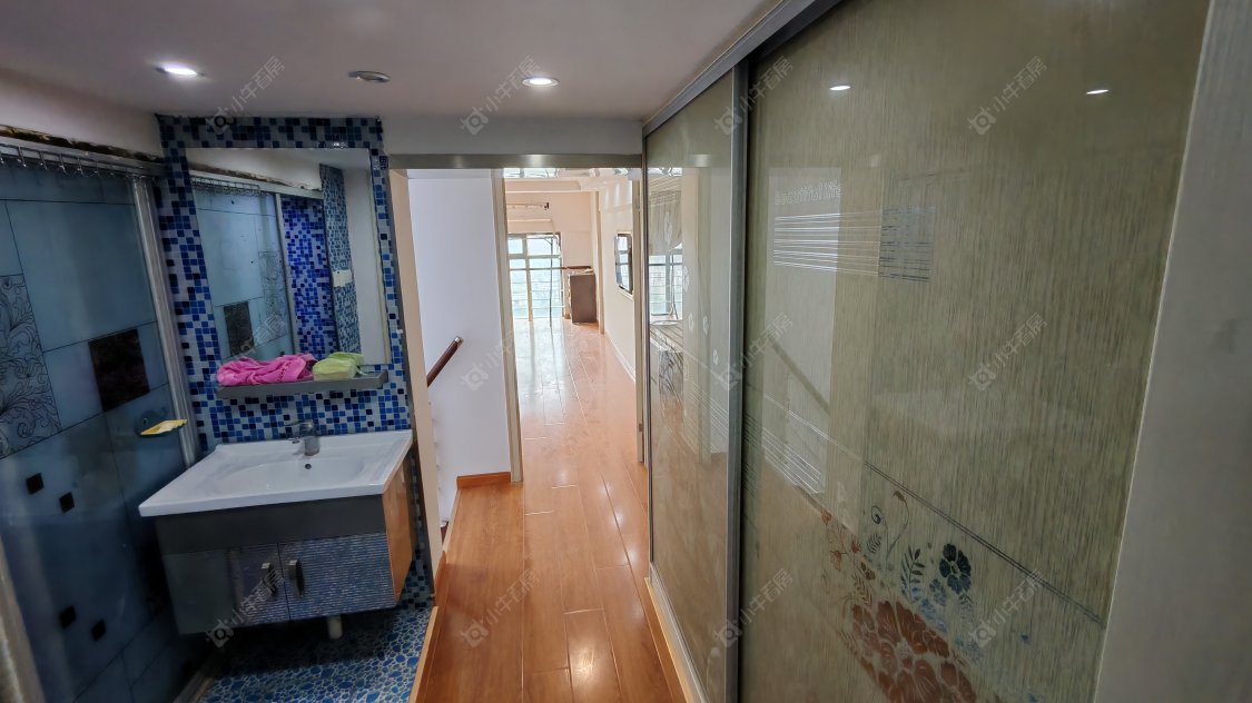 常州亚泰财富中心在租房源室内图_小牛看房