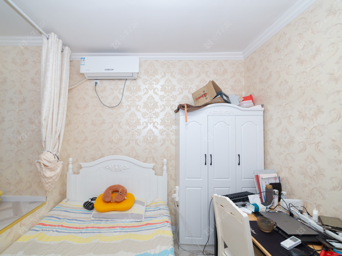 常州世茂香槟湖五期在售二手房源室内图_小牛看房