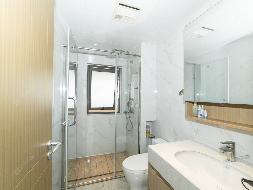 常州绿地香港名墩道在售二手房源室内图_小牛看房