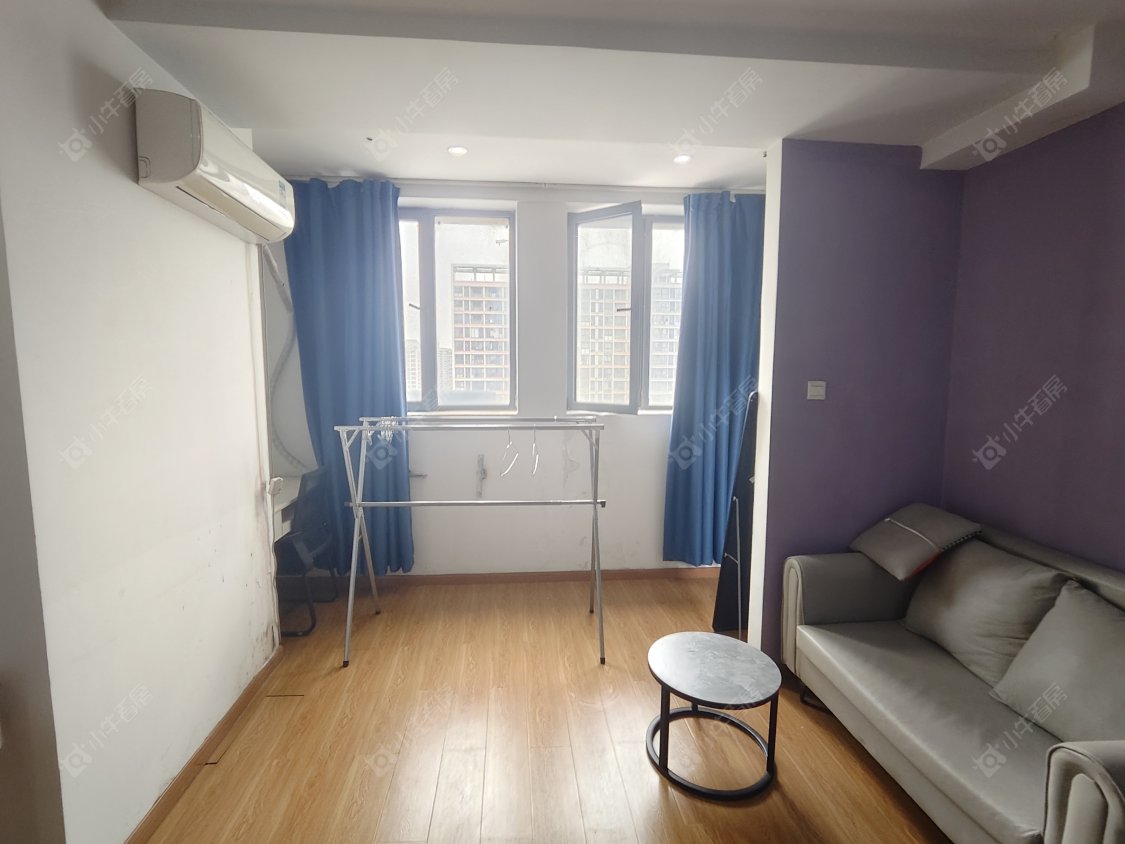 常州亚泰财富中心在租房源室内图_小牛看房