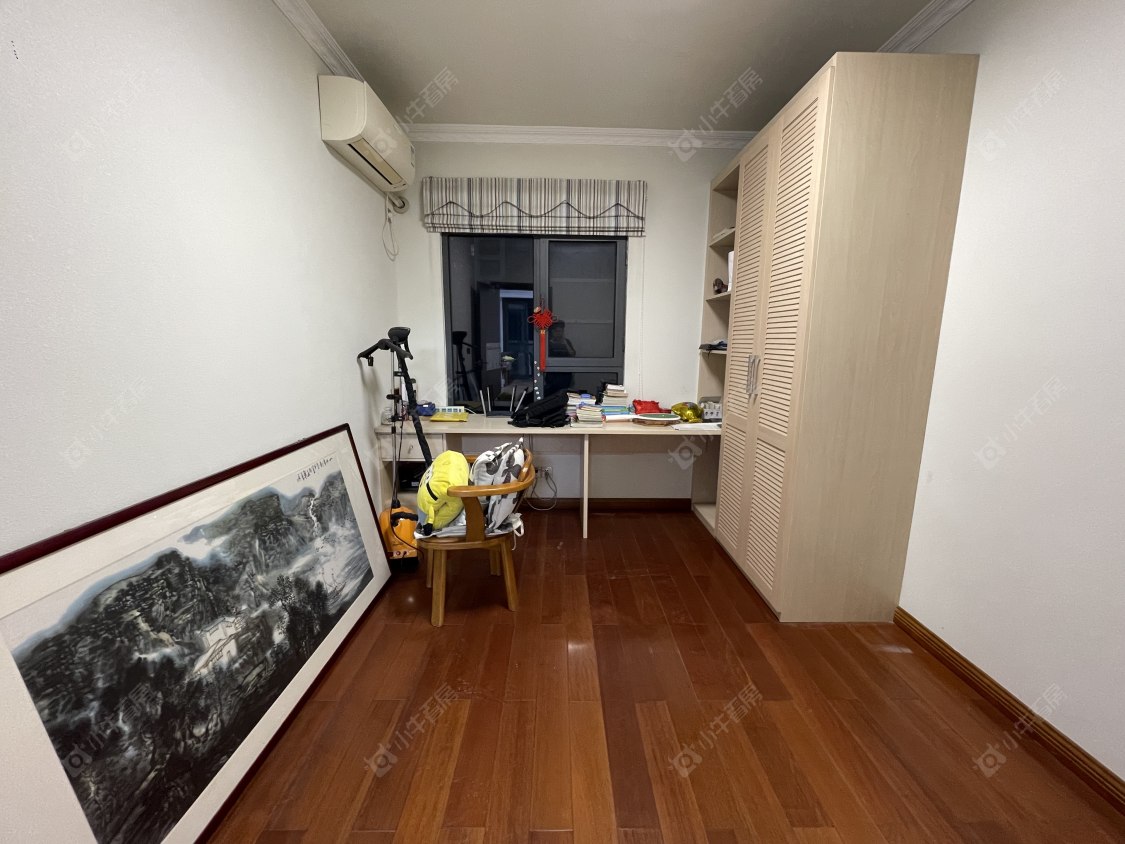 常州世茂香槟湖二期在租房源室内图_小牛看房