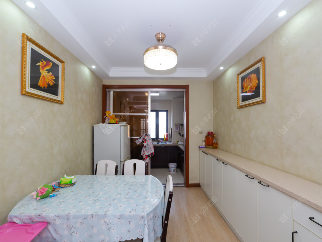 常州世茂香槟湖二期在售二手房源室内图_小牛看房