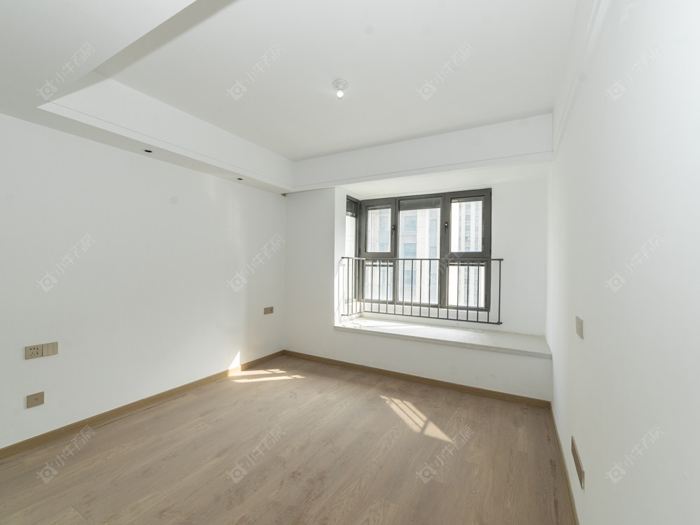 常州绿地香港名墩道在售二手房源室内图_小牛看房