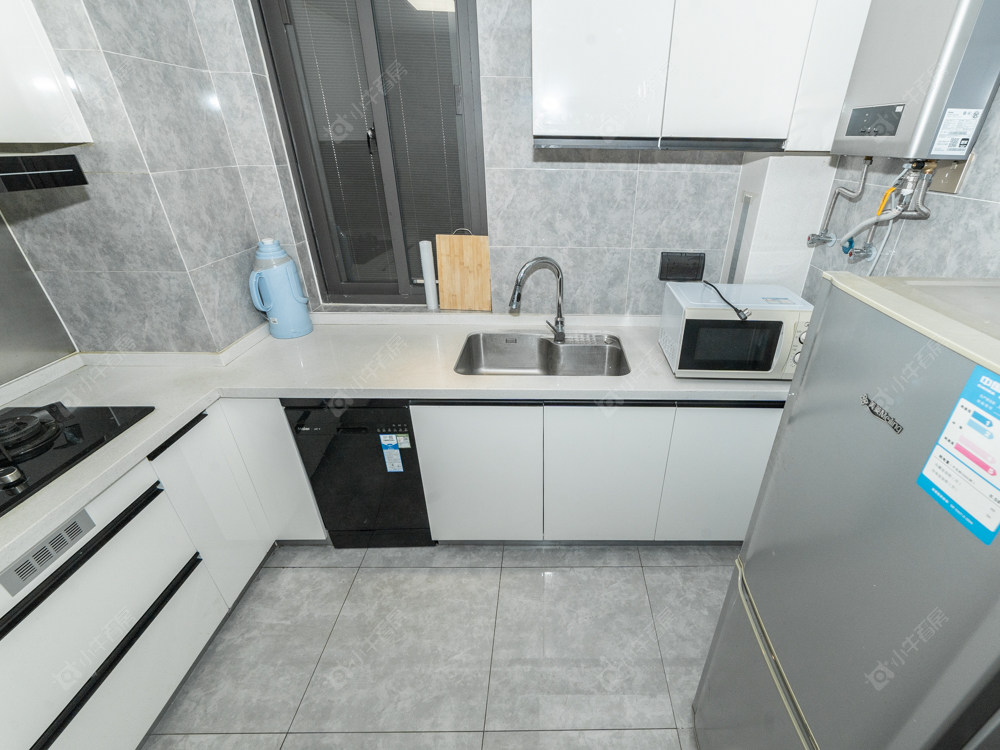 常州绿地香港名墩道在售二手房源室内图_小牛看房