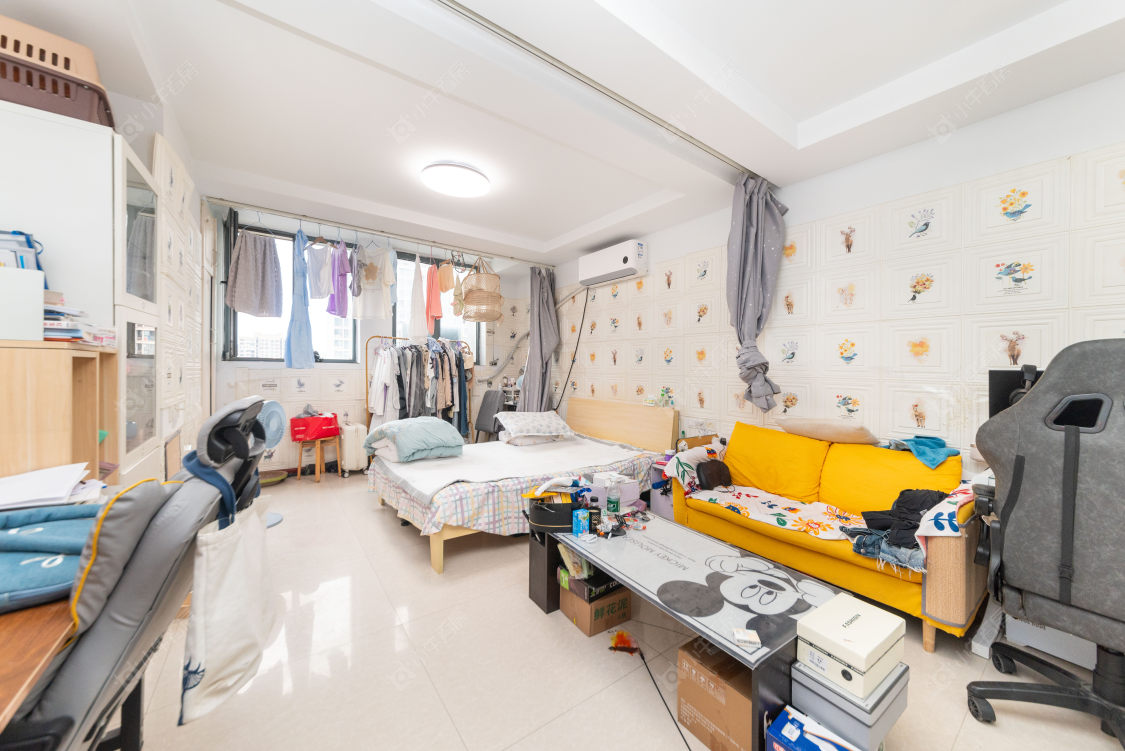 常州亚泰财富中心在售二手房源室内图_小牛看房