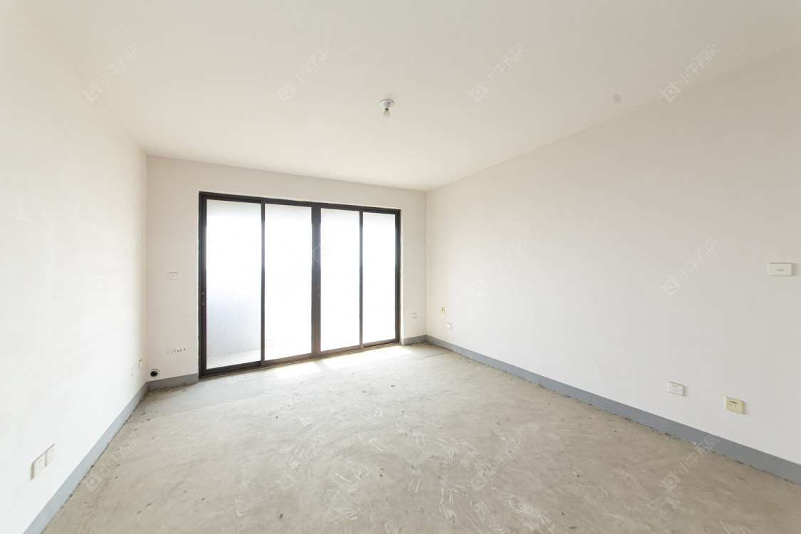 常州星河丹堤一区4室2厅2卫在售二手房房源图片