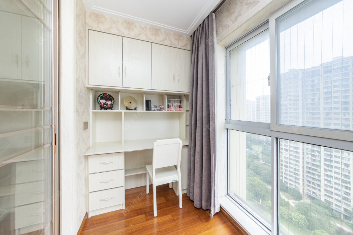 常州绿地香颂花园在售二手房源室内图_小牛看房