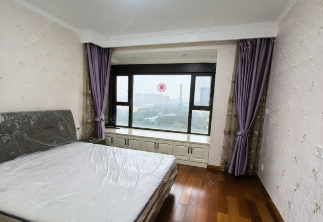 常州世茂香槟湖三期在租房源室内图_小牛看房