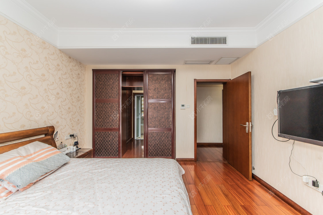 常州世茂香槟湖一期在售二手房源室内图_小牛看房