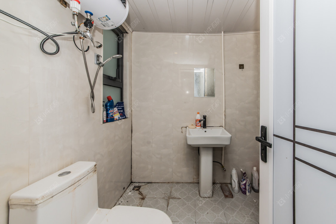 常州世茂香槟湖二期在售二手房源室内图_小牛看房