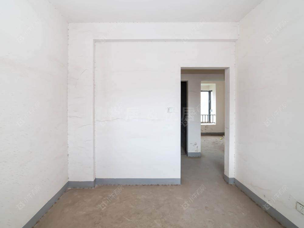 常州世茂香槟湖一期在售二手房源室内图_小牛看房