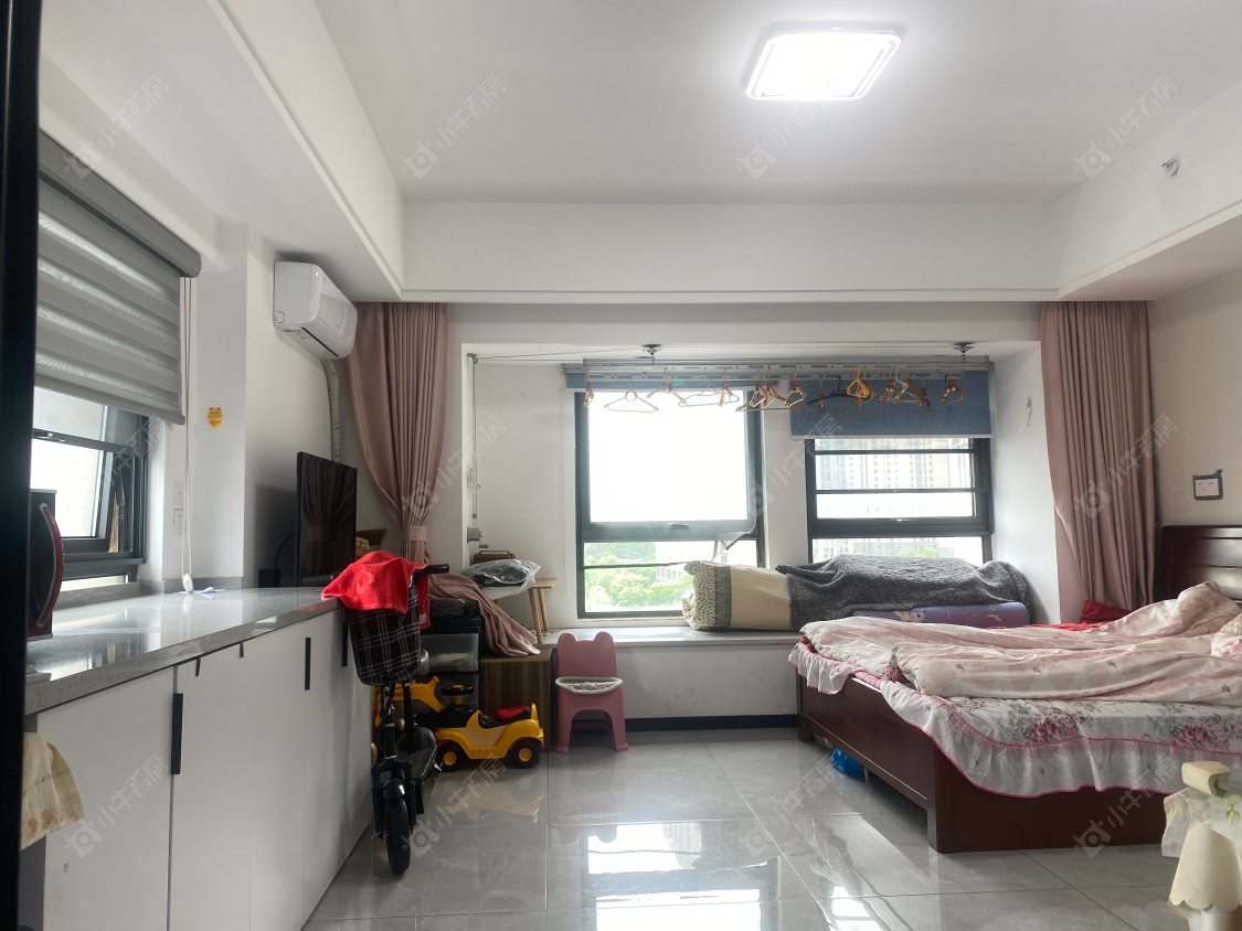 常州绿地峰荟在租房源室内图_小牛看房