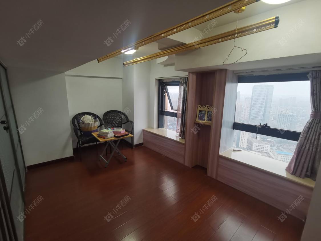 常州吾悦广场金苹果公寓在租房源室内图_小牛看房