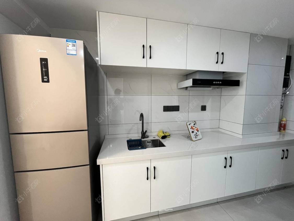 常州绿地峰荟在租房源室内图_小牛看房