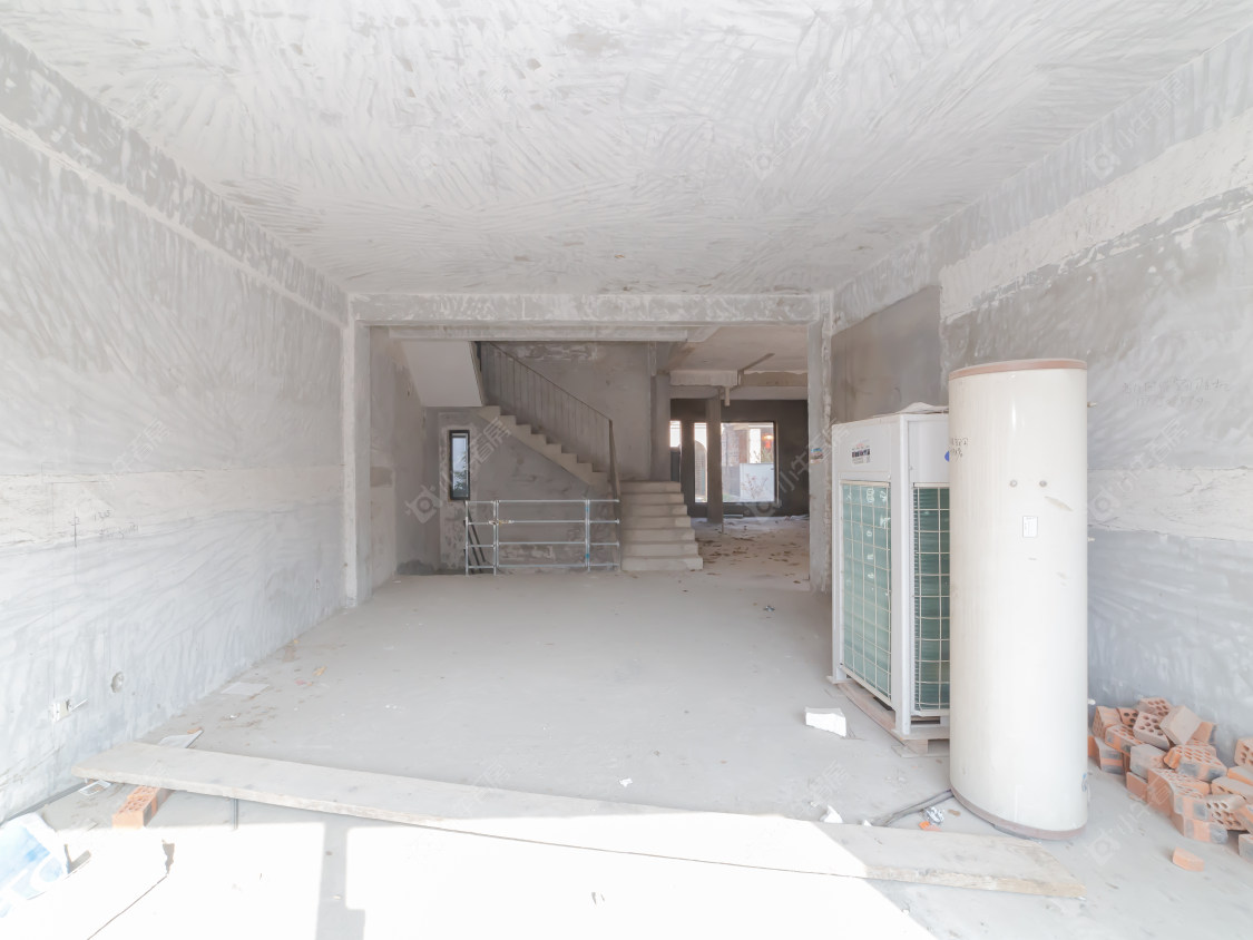 常州龙湖原山别墅区在售二手房源室内图_小牛看房