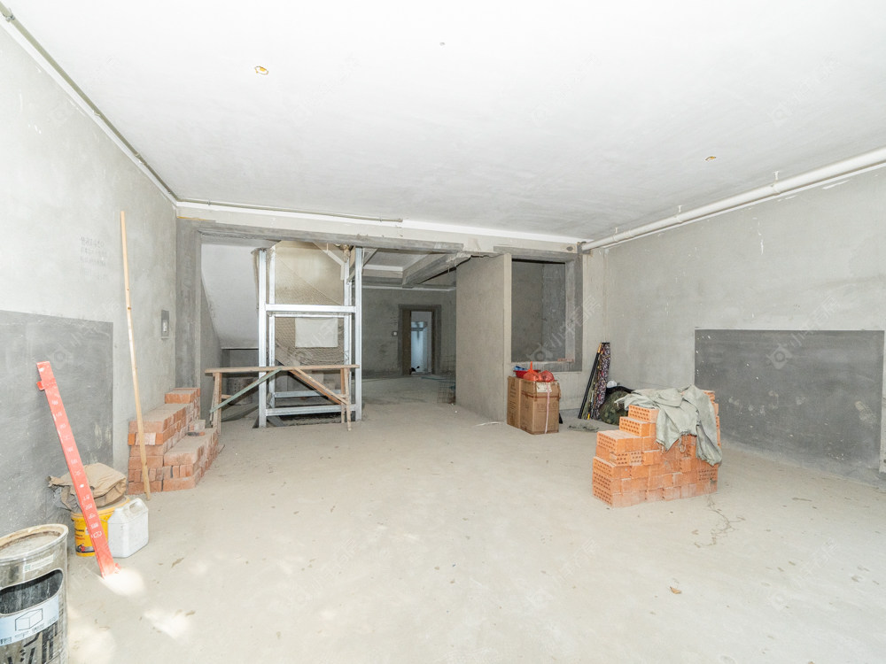 常州中海锦珑湾别墅区在售二手房源室内图_小牛看房