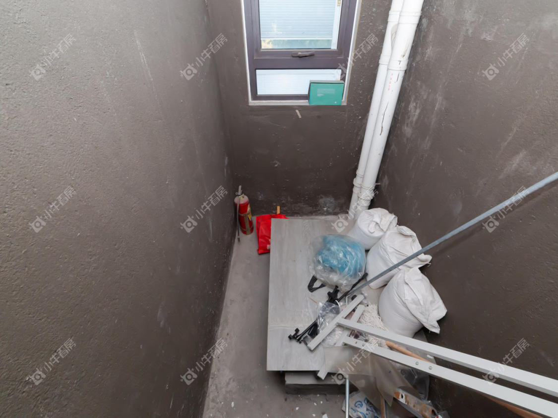 常州世茂香槟湖五期在租房源室内图_小牛看房