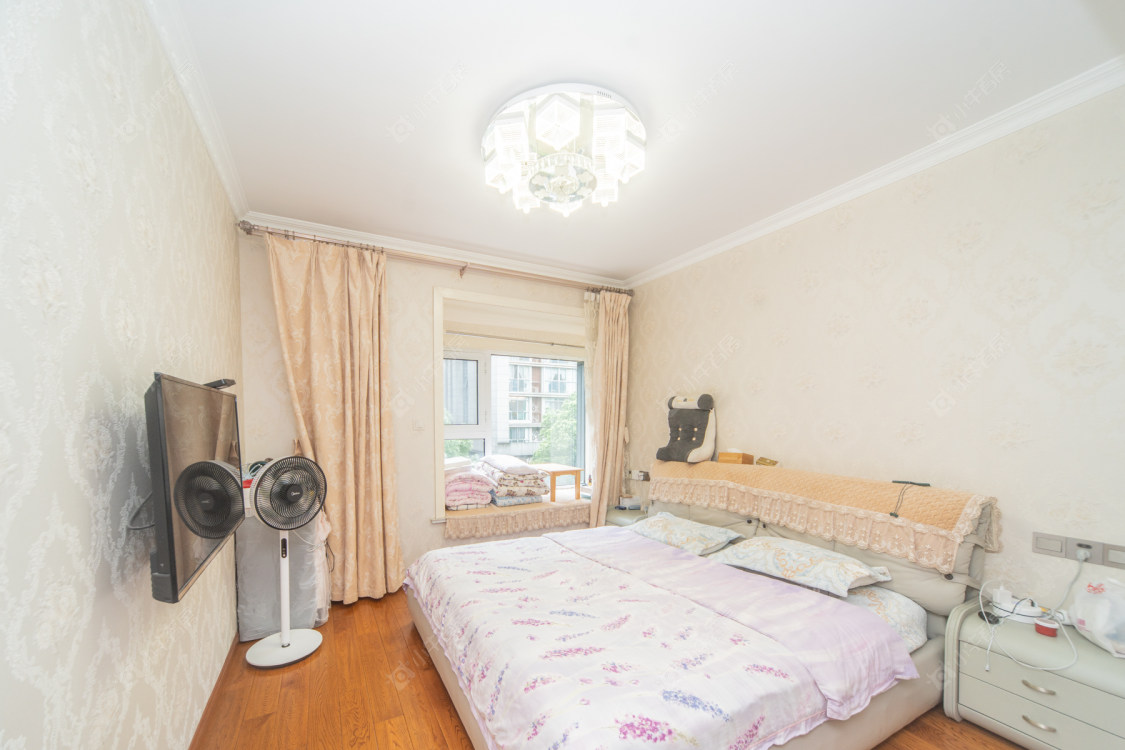 常州世茂香槟湖二期在售二手房源室内图_小牛看房