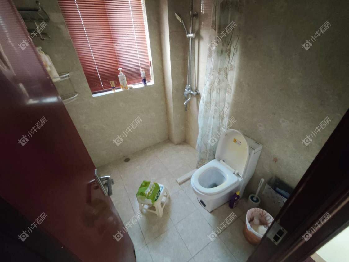 丹阳世纪豪都在租房源室内图_小牛看房