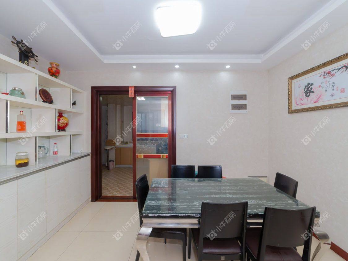 常州世茂香槟湖二期在租房源室内图_小牛看房