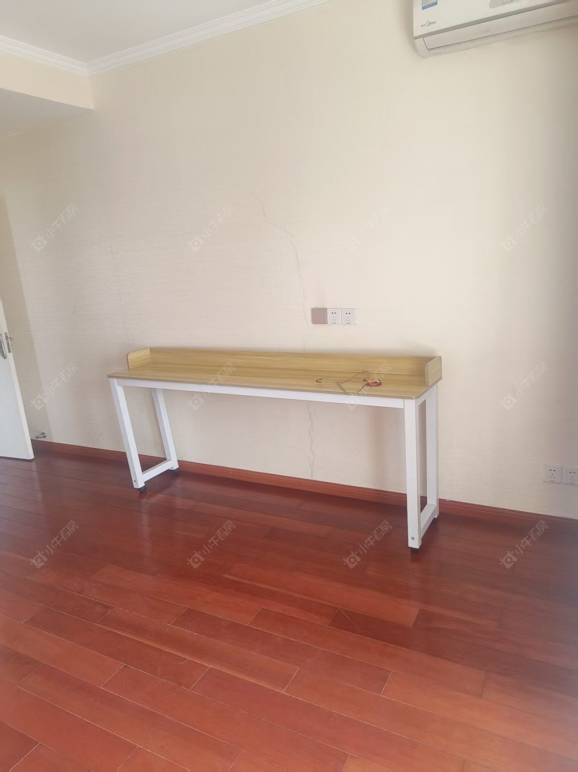 常州世茂香槟湖二期在租房源室内图_小牛看房