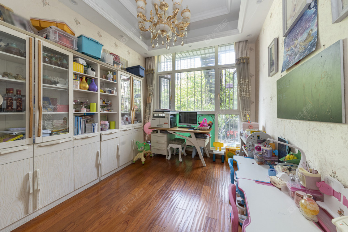 常州常发御龙山花园别墅区在售二手房源室内图_小牛看房