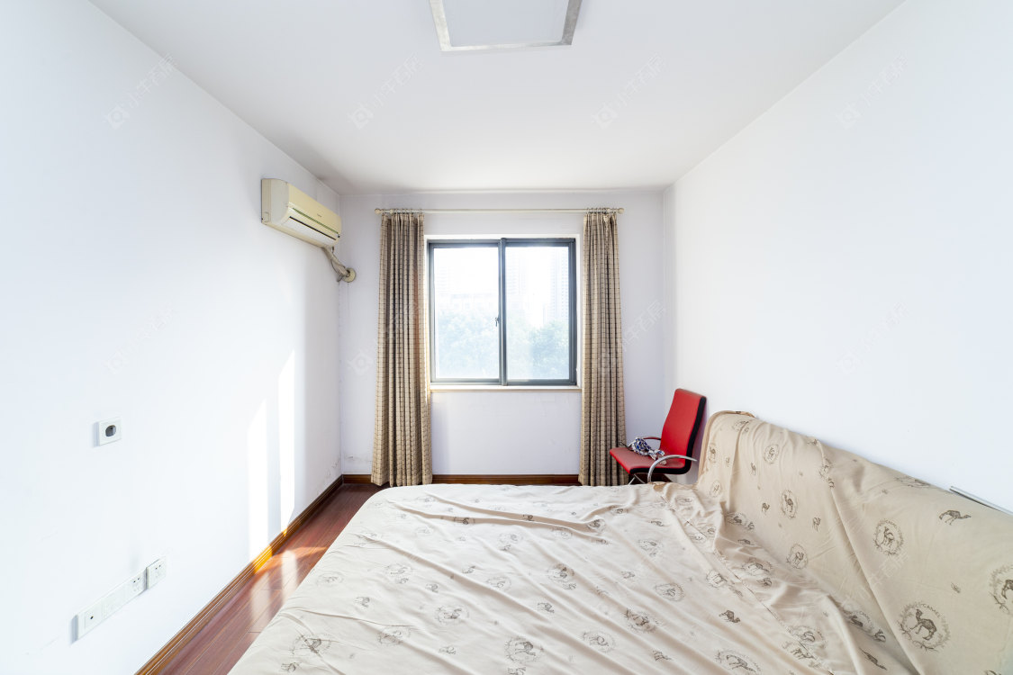 常州鸿盛名苑4室2厅3卫在售二手房房源图片