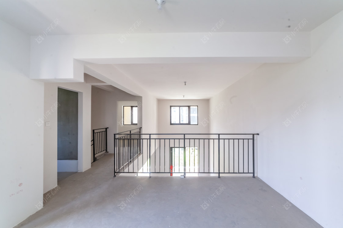 常州龙湖春江天玺在售二手房源室内图_小牛看房