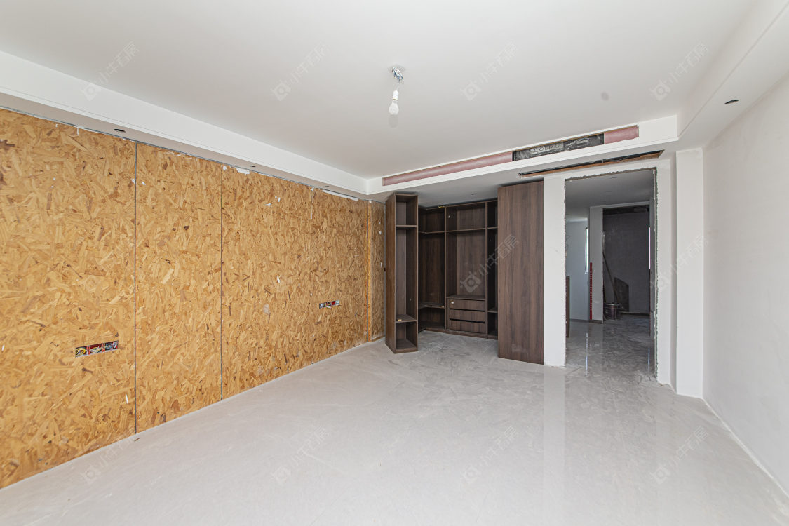 常州绿地香奈别墅区在售二手房源室内图_小牛看房