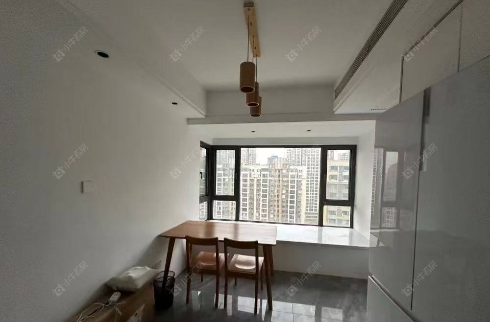 常州世茂香槟湖二期在租房源室内图_小牛看房