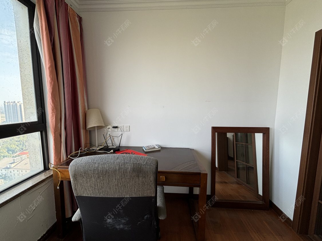 常州绿地香奈在租房源室内图_小牛看房