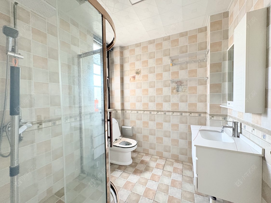 丹阳世纪豪都在售二手房源室内图_小牛看房